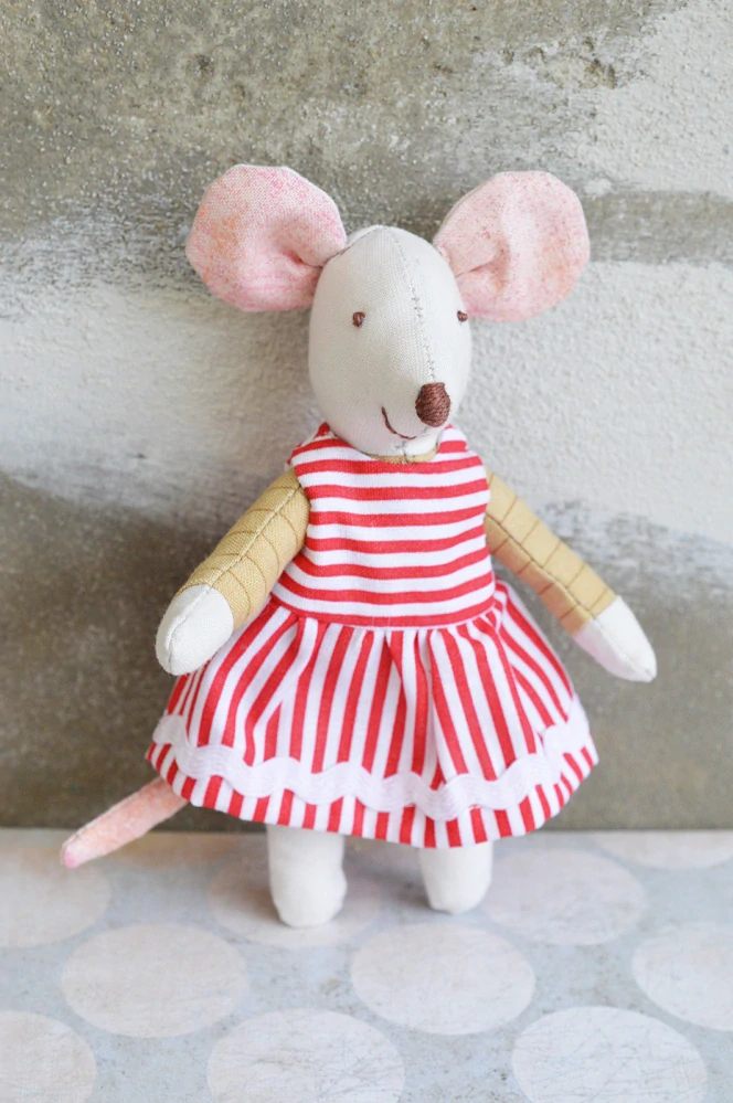 Myška Olinka - 14 cm