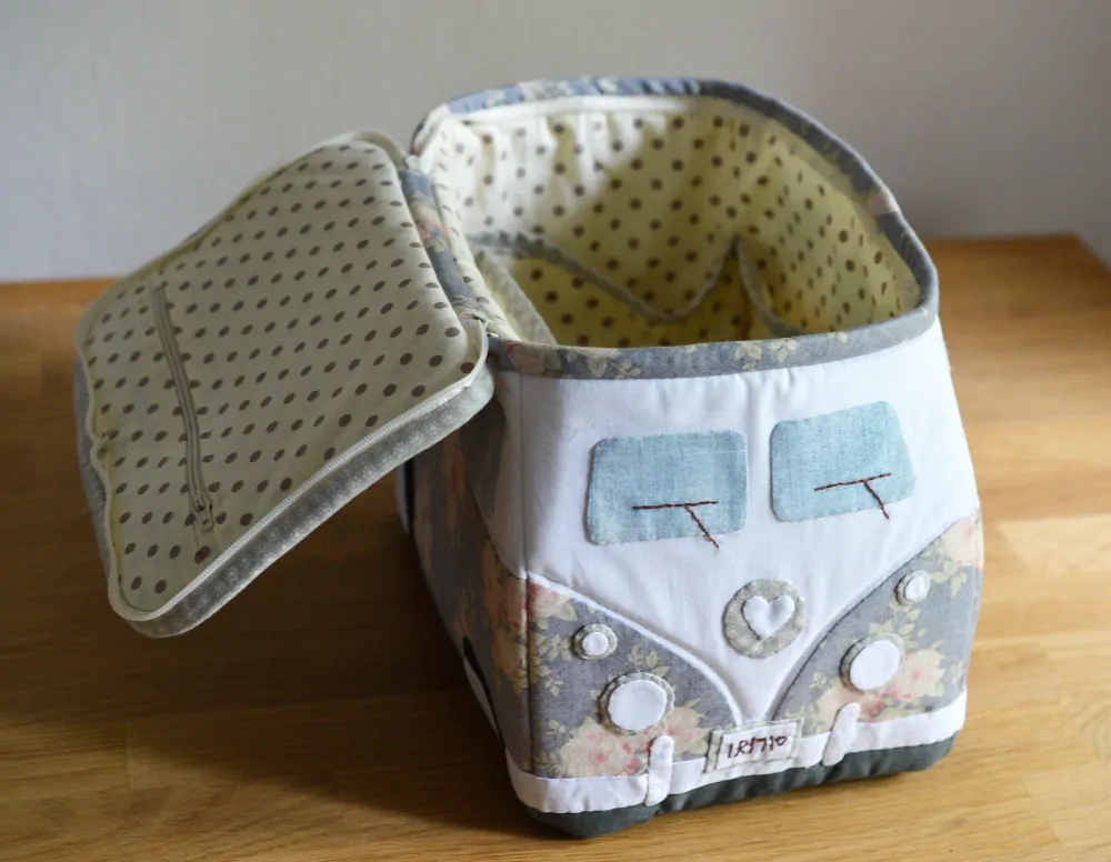 Kufřík Woodstock bus - pdf návod