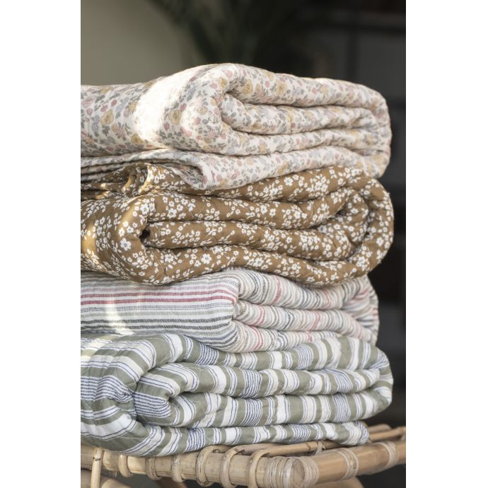 Prošívaný přehoz Multicoloured Stripes 130x180 cm