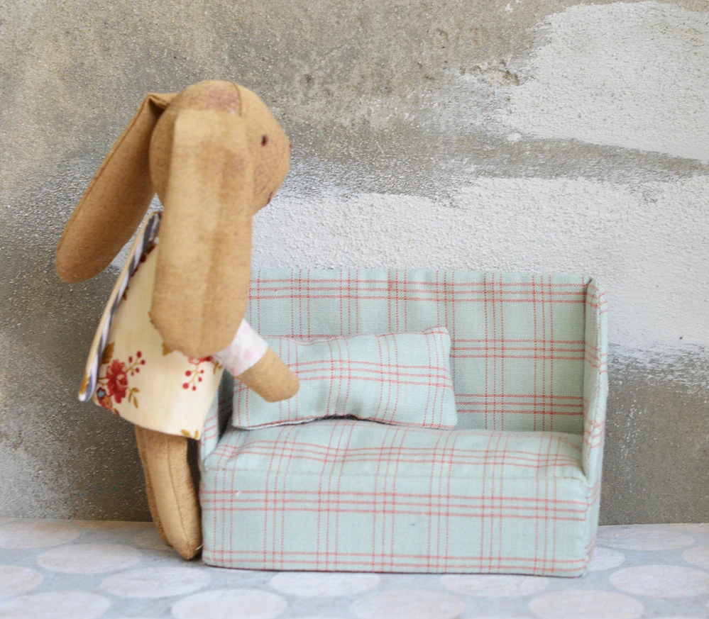 Pohovka modrá (zvířátka do 14 cm)