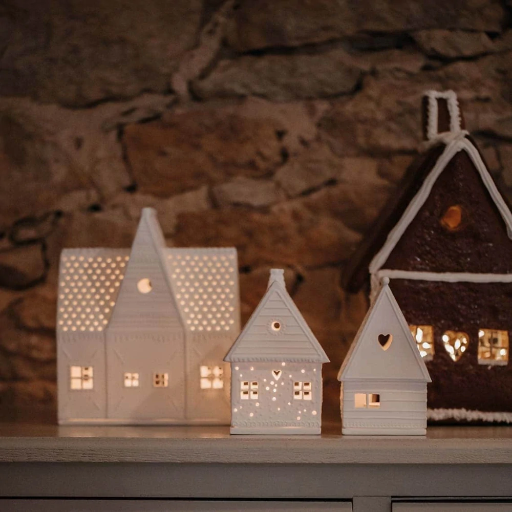 Porcelánový svícen Gingerbread House