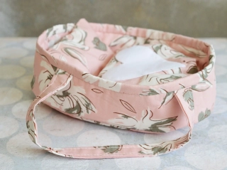 Myší korbička růžová (výška zvířátka 14 cm)